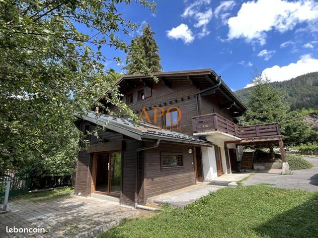 Chalet 9 pièces 209 m²