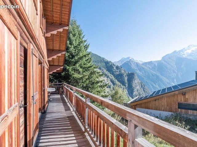 Chalet 9 pièces 245 m²