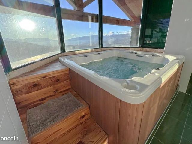 Chalet 9 pièces 370 m²