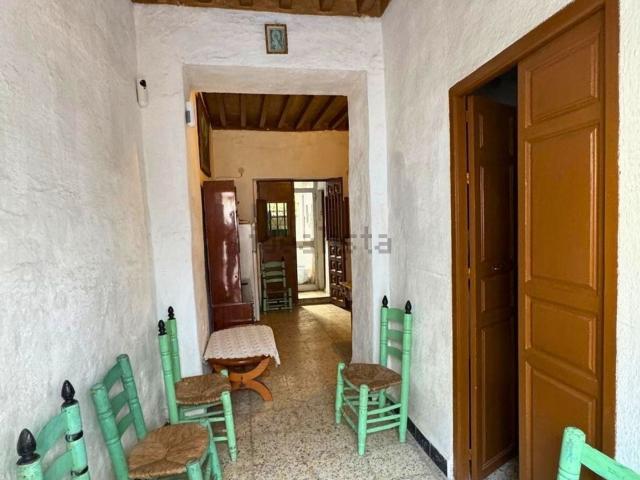 Chalet, Coin