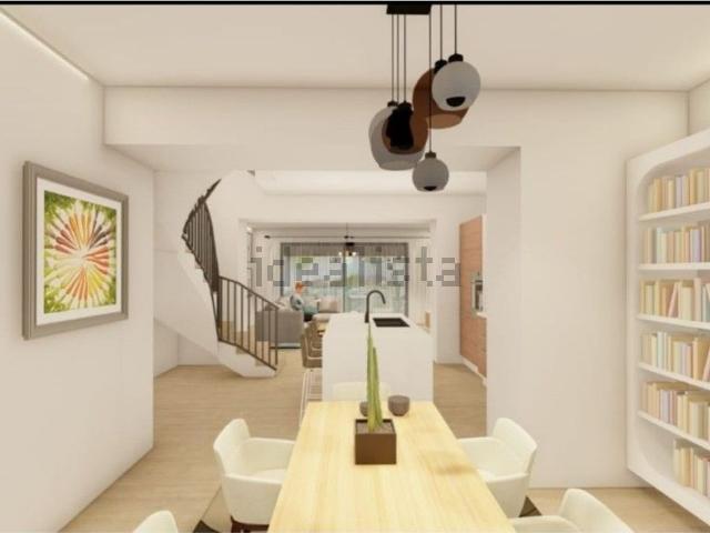 Chalet, Coin
