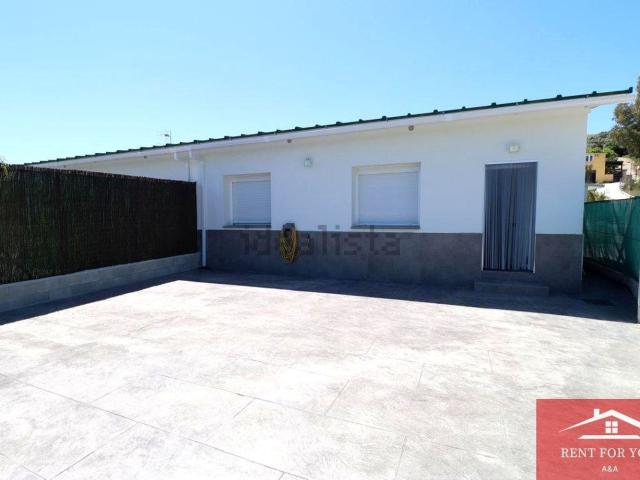 Chalet, Coin