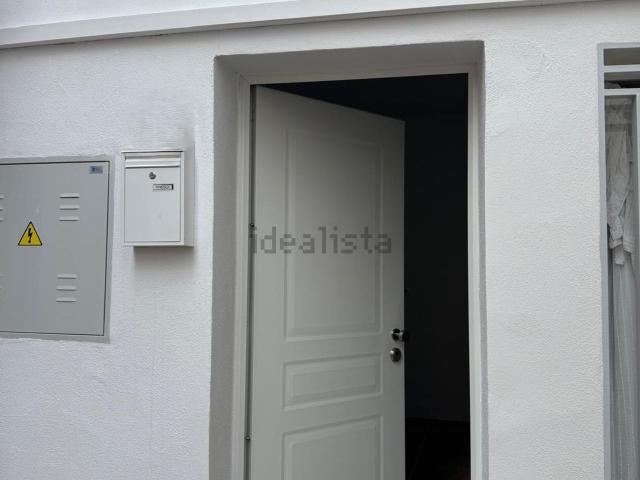 Chalet, Coin