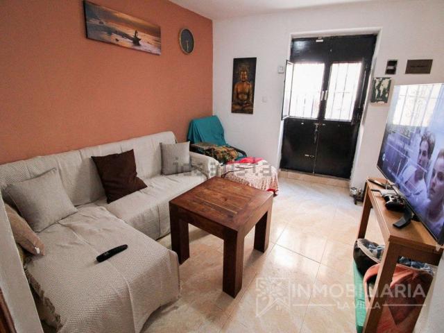 Chalet, Coin