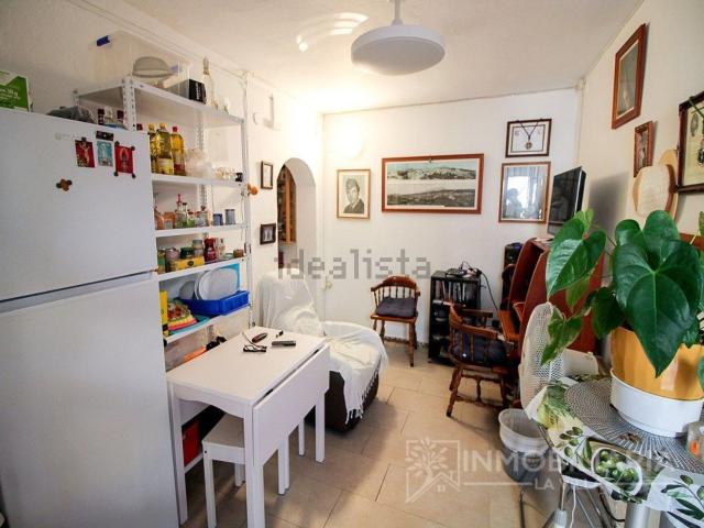 Chalet, Coin
