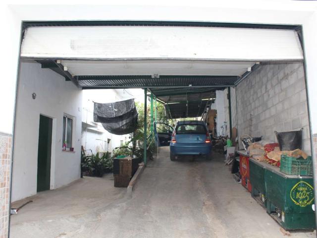 Chalet, Coin