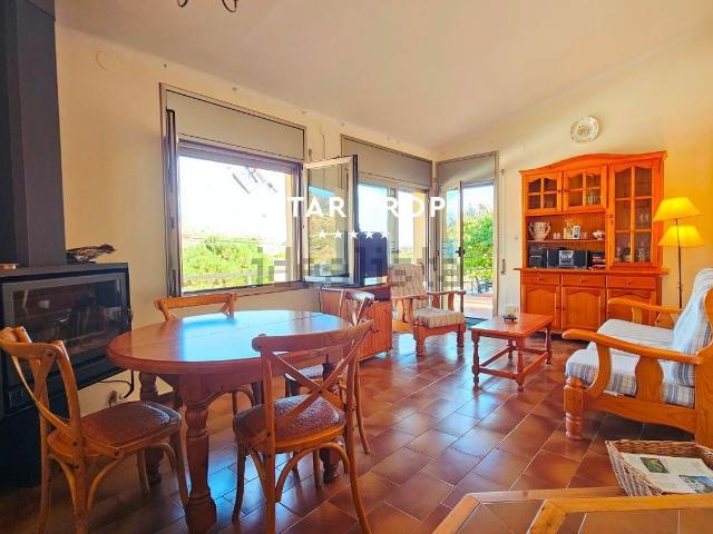 Chalet, Colera