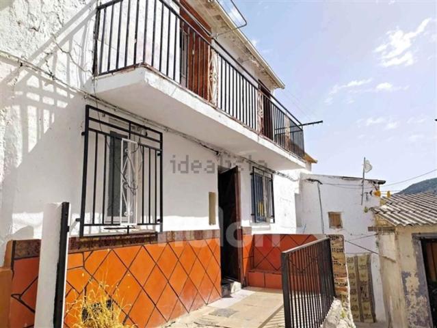 Chalet, Colomera