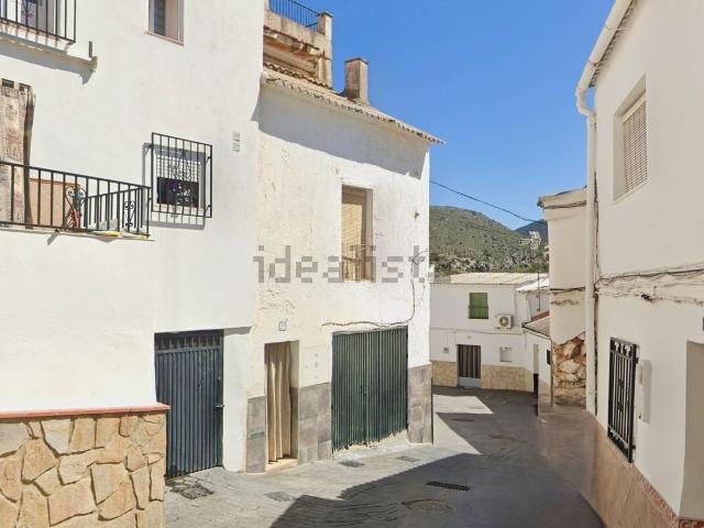 Chalet, Colomera