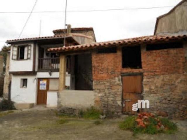 Chalet, Colunga