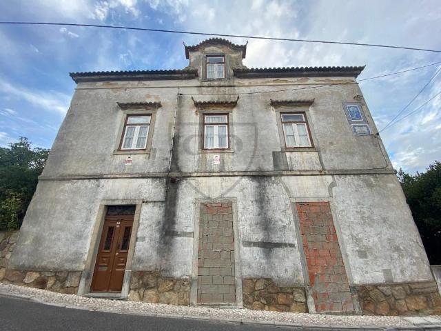 Chalet com vista mar no Estoril, tem projeto de arquitectura. 550m² Cascais e Estoril
