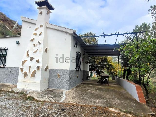 Chalet, Competa