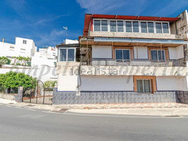 Chalet, Competa