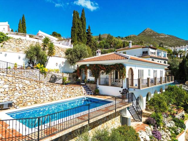 Chalet, Competa