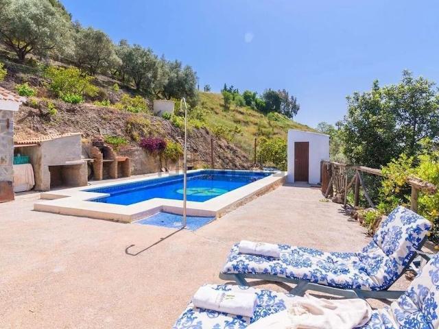 Chalet, Competa