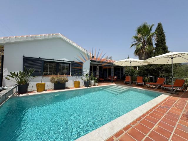 Chalet, Competa
