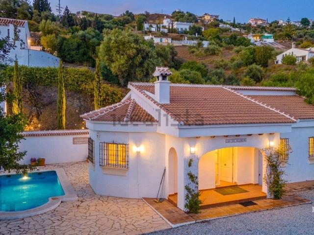 Chalet, Competa