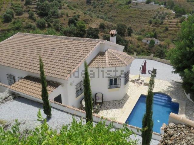 Chalet, Competa