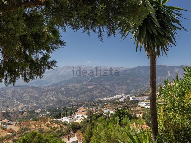 Chalet, Competa