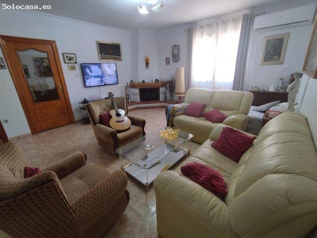CHALET CON CASA DE INVITADOS