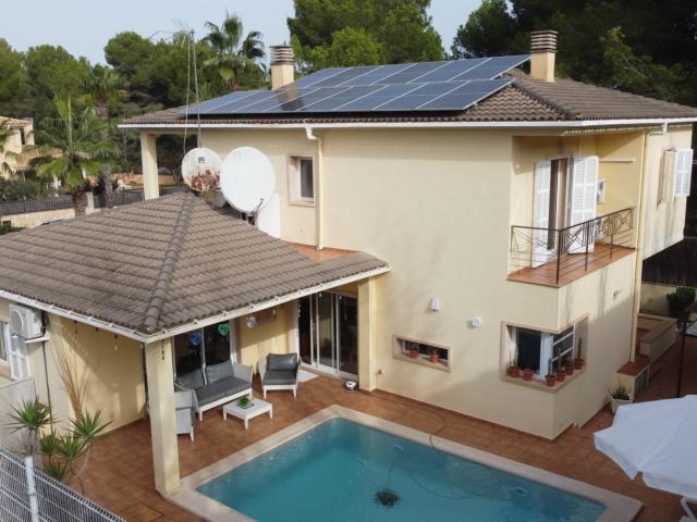 CHALET CON LICENCIA DE ALQUILER VACACIONAL