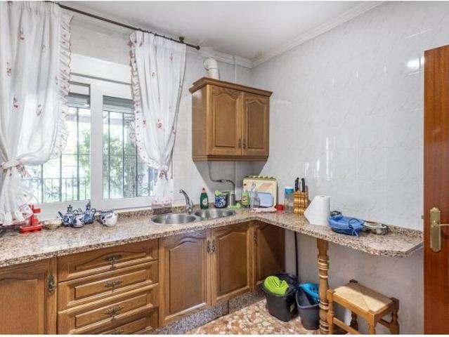 CHALET CON PARCELA URBANIZABLE