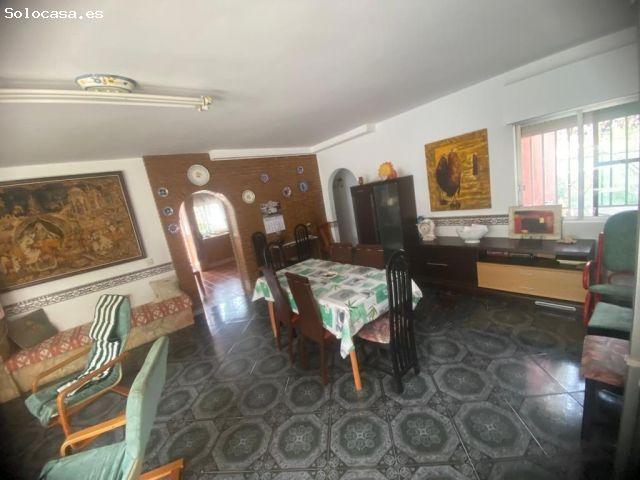 CHALET CON PISCINA