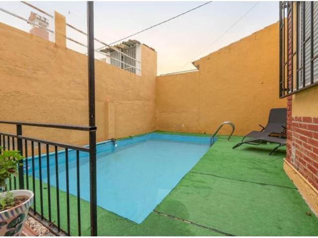 Chalet con Piscina en los Rebites junto a Granada capital