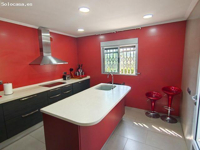 Chalet con piscina en Mas Pavia, Turís