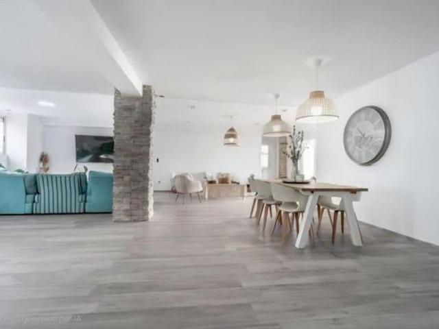 Chalet con piscina privada y garaje en Natzaret, Valencia