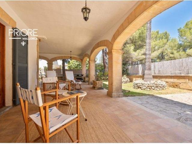 Chalet con piscina privada a Pasos del Mar