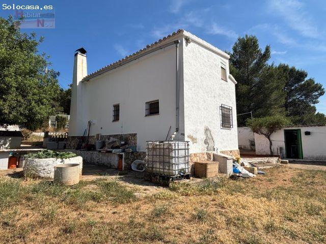 Chalet con piscina y terreno de 1258 m2