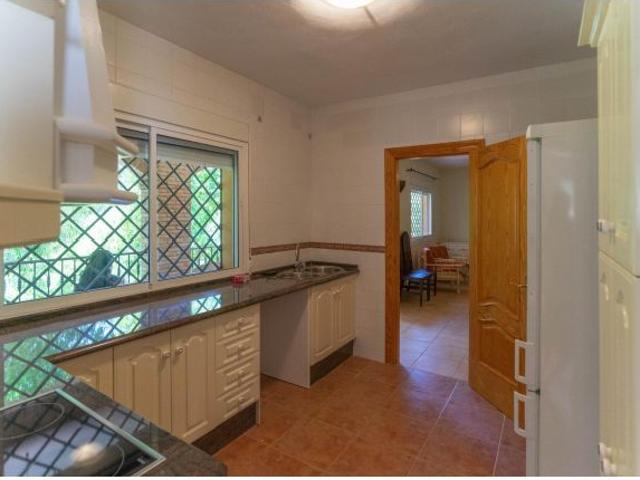 Chalet con piscina y barbacoa en entorno privilegiado