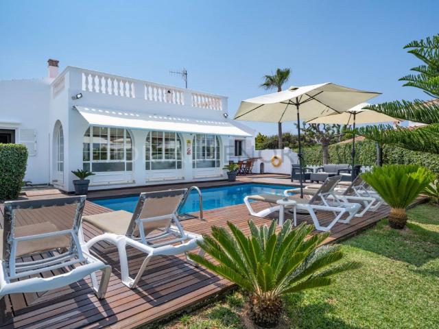 Chalet con piscina y licencia turística en Calan Bosch 0m² Ciutadella de Menorca