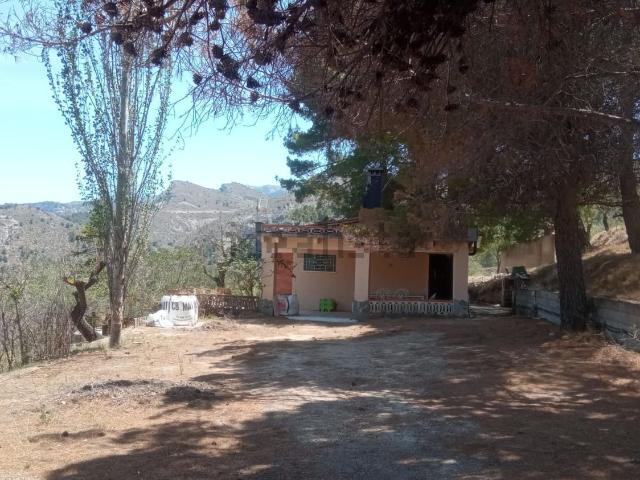 Chalet, Confrides