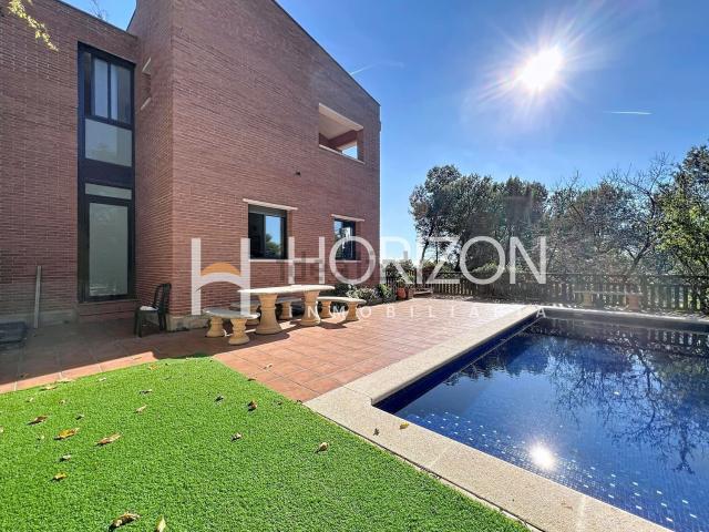 Chalet, Corbera de Llobregat