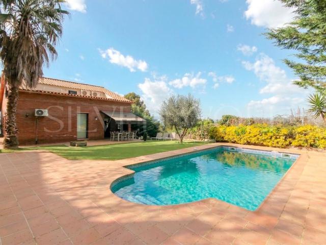 Chalet, Corbera de Llobregat