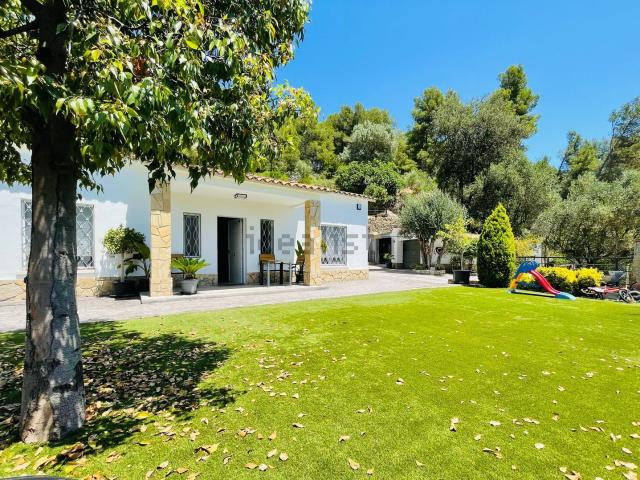 Chalet, Corbera de Llobregat