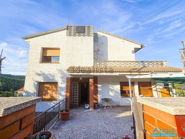 Chalet, Corbera de Llobregat