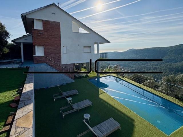 Chalet, Corbera de Llobregat