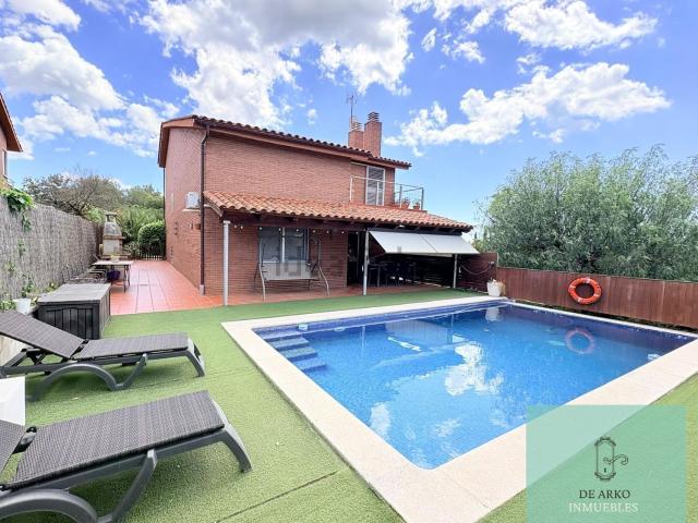 Chalet, Corbera de Llobregat