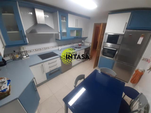 Chalet, Coreses