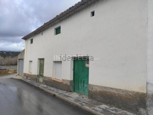 Chalet, Cortes de Baza