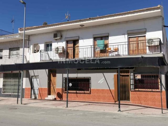 Chalet, Cortes de Baza