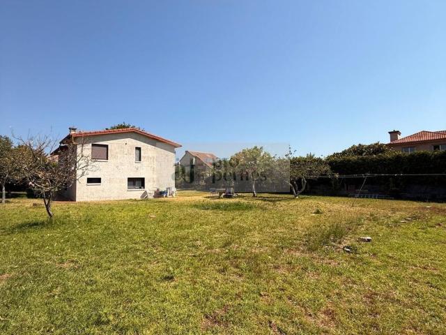 Chalet, Coruxo, Vigo
