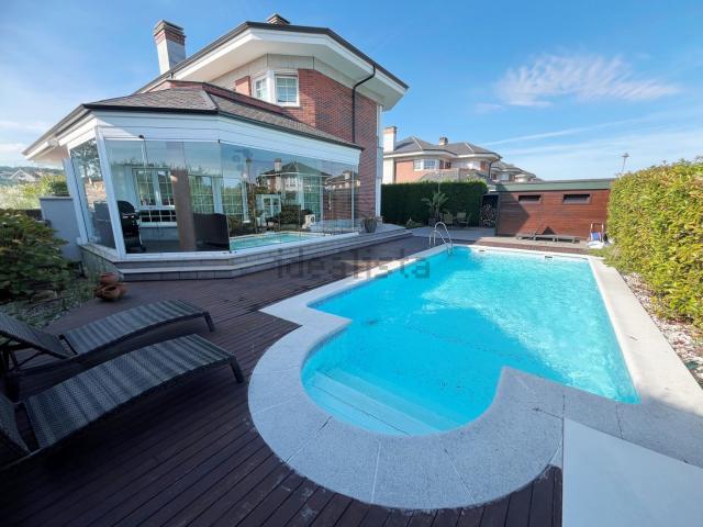 Chalet, Corvera de Asturias