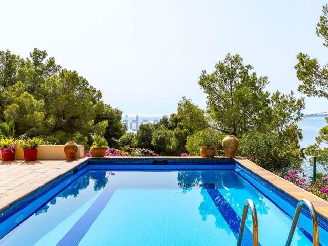 Chalet, Costa de los Pinos