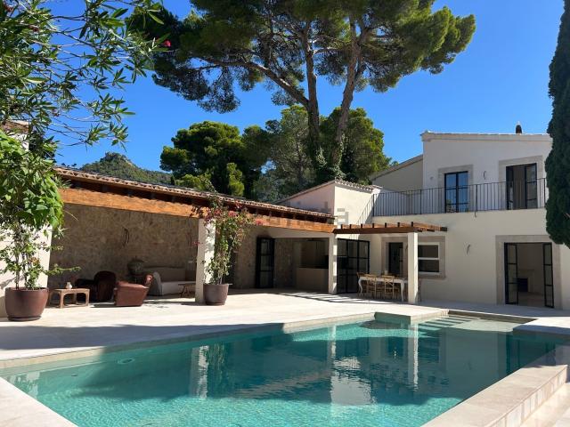Chalet, Costa de los Pinos