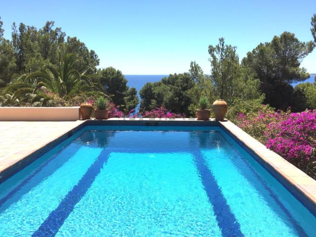Chalet, Costa de los Pinos