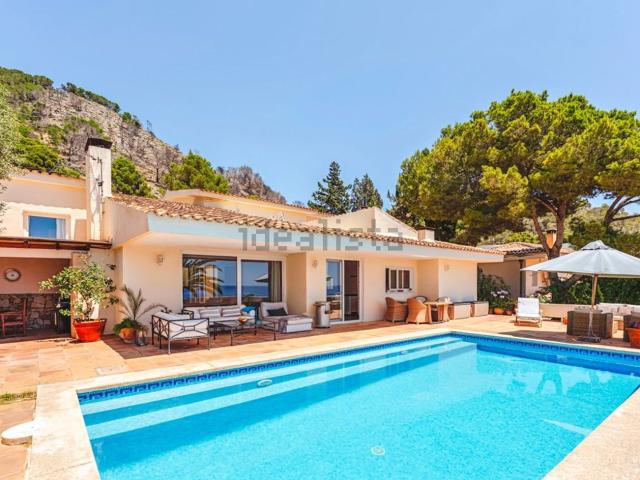 Chalet, Costa de los Pinos